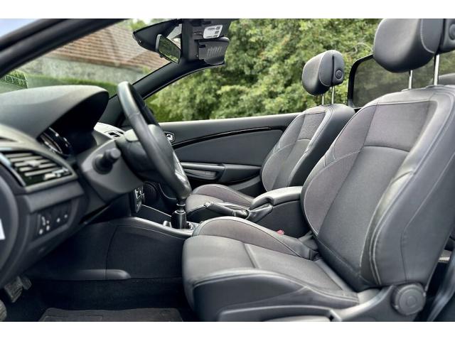 Photo Renault Megane Cabrio 1.5 DCi - 10 2014 image 4/6