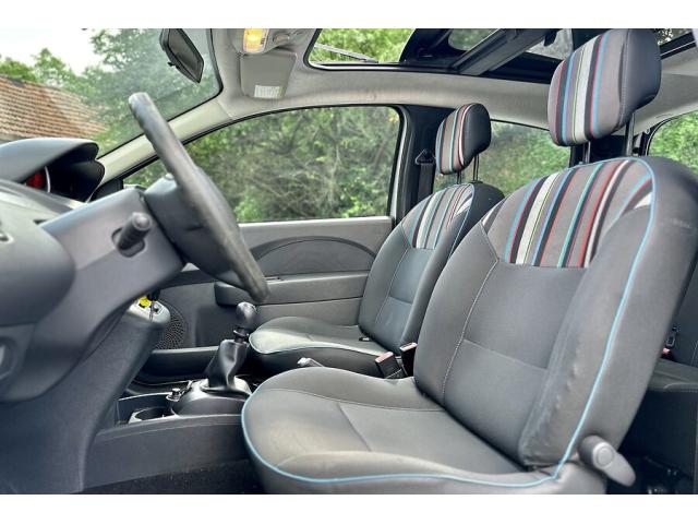 Photo Renault Twingo 1.2 Intens - 03 2013 image 4/6