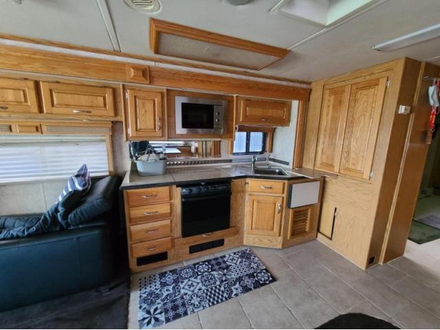 Photo Roadmaster Monaco Endeavor 257KW image 4/6