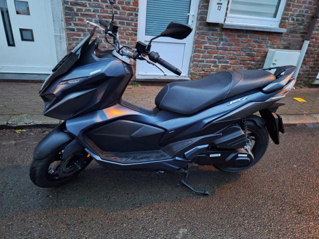 Photo Scooter a vendre 3500,euros image 4/6