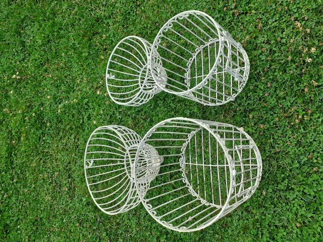 Photo SET DE DEUX CAGES DECORATIVES EN FER FORGE PATINE image 4/6
