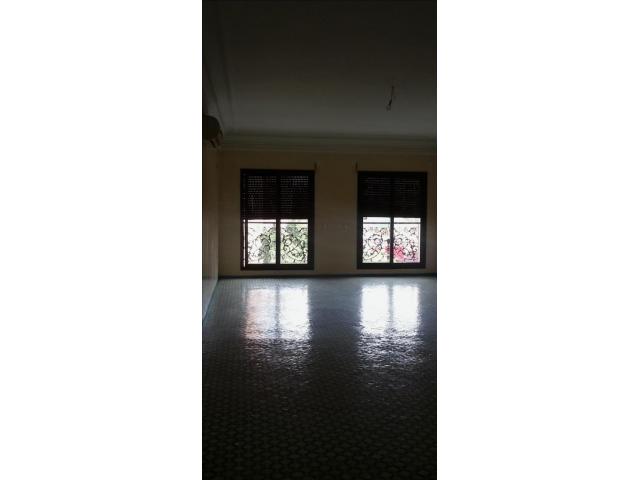 Photo Spacieux appartement vide à l’hivernage image 4/6