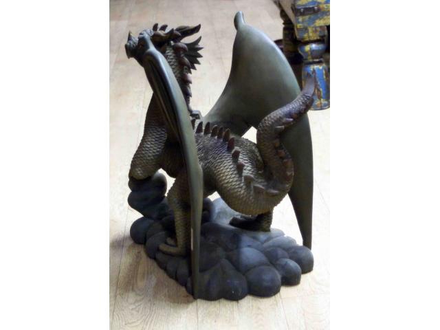 Photo statue de dragon en bois peint - H: 52 cm image 4/4