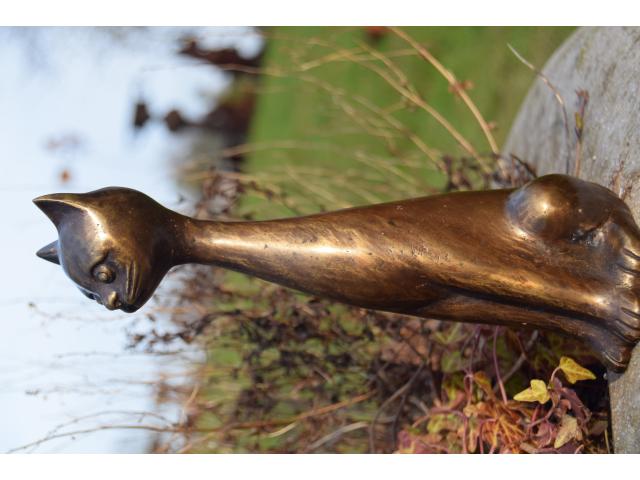 Photo Statue en bronze (le chat au long cou) image 4/6