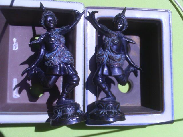 Photo Statuettes de danseuses Thaï du 19e siècle en bronze Patine Noire image 4/6