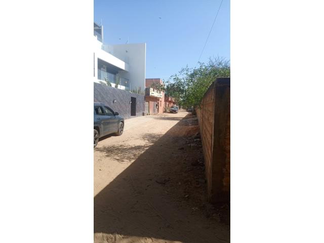 Photo Terrain de 1500 mètres carrés à vendre à Ngaparou Sénégal image 4/4