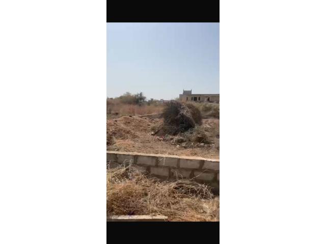 Photo Terrain de 500 mètres carrés à vendre à Nguékhokh Sénégal image 4/4