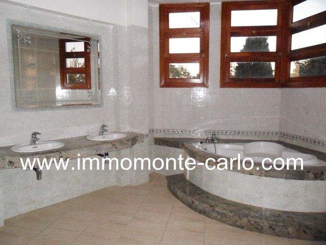 Photo Très belle villa à louer à Rabat Souissi image 4/5