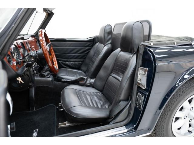 Photo Triumph TR6 + Overdrive '73 CH11491 image 4/6