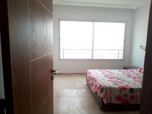 Photo un luxueux et bel  appartement  pieds dans l eau image 4/6