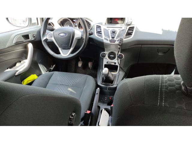 Photo Vend Ford fiesta 6 Ghia image 4/6