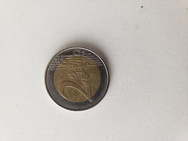 Photo Vend une pièce de 2 Euros 2002 Aigle d'Allemagne  fauté par lettre F image 4/4