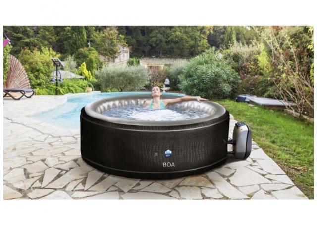 Photo Vends 2 spas gonflable NEUFS JAMAIS SERVIS image 4/4