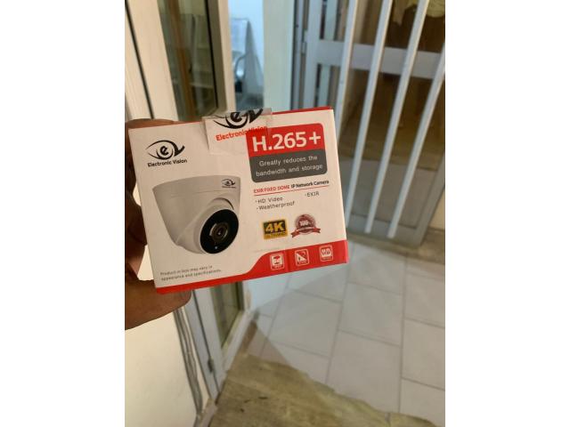 Photo VENTE ET INSTALLATION DE CAMERA DE SURVEILLANCES POUR VOUS LOCAUX AU SENEGAL image 4/5