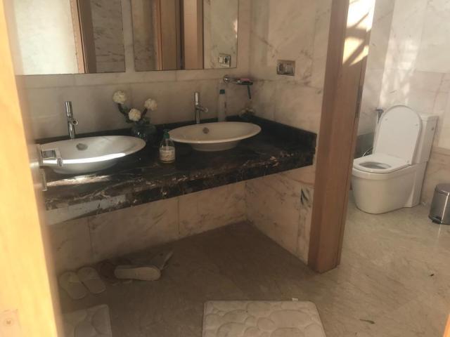 Photo VENTE VILLA DE 460M2 AU JARDIN OCÉAN DARBOUAZZA image 4/6