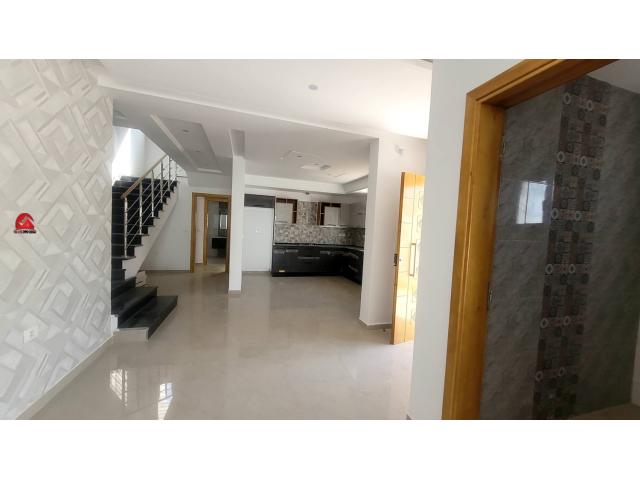 Photo VENTE VILLA NEUVE AVEC PISCINE À HOUMT SOUK DJERBA - RÉF V 628 image 4/6