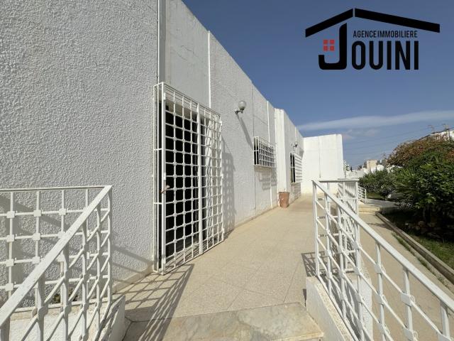 Photo Villa 1000 m2 A Ariana Borj Louzir image 4/5