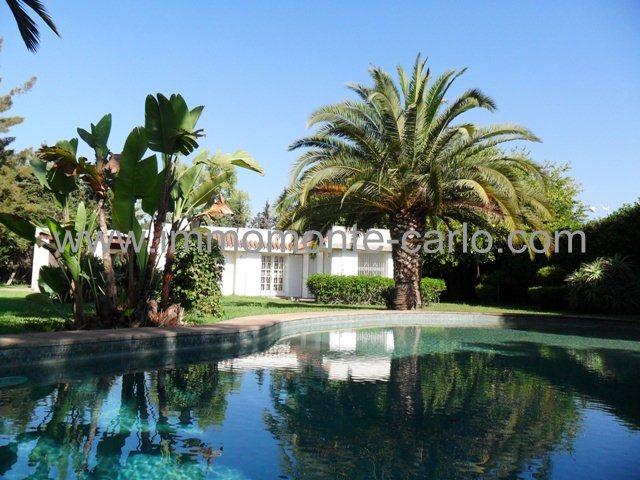 Photo Villa à louer avec piscine  et chauffage central à Souissi image 4/4