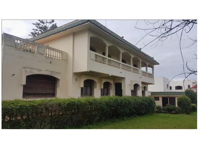 Photo villa a vendre a souissi ambassadeur image 4/4