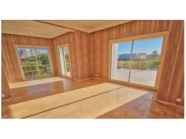 Photo Villa de 1200 m² dont 420 habitable ain diab image 4/6