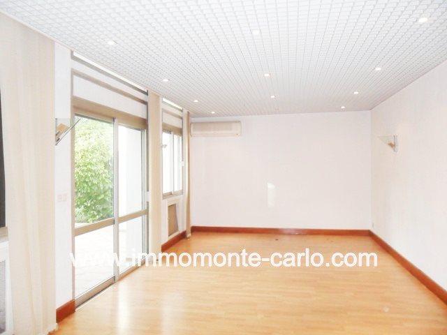 Photo Villa haut standing à louer au quartier  Souissi image 4/6