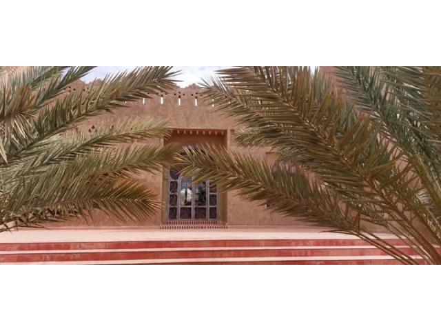 Photo VILLA KASBAH 500 m2 SUR 3 HA RECENTE ERFOUD image 4/6