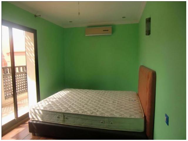 Photo Villa vide ou meubee vc piscine a Bab Ighli image 4/6