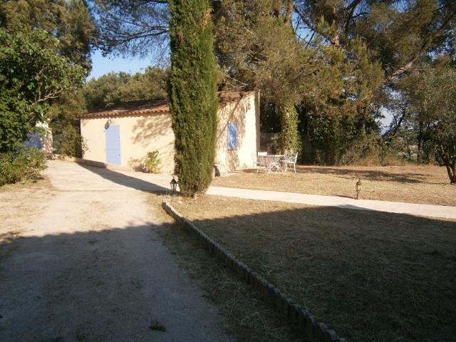 Photo Villelaure en Provence (84) villa  + sutdio 7/9 pers. image 4/6
