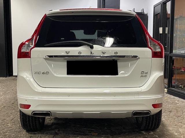 Photo Volvo XC60 D4 190 ch R-Design Geartronic A image 4/5