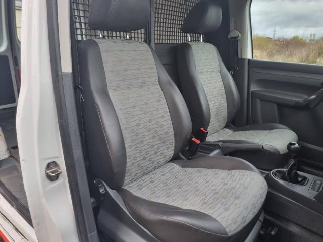 Photo Vw Caddy 2011 euro5 1.6tdi 75cv 55kw galerie de toit image 4/6