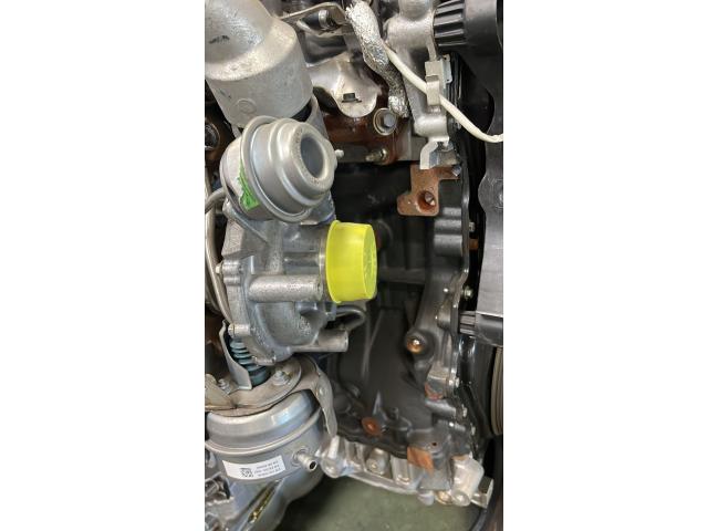 Photo YS23 A 260 - MOTEUR NAVARA 2.3L DCI 190CV Code: M9T260 image 4/6