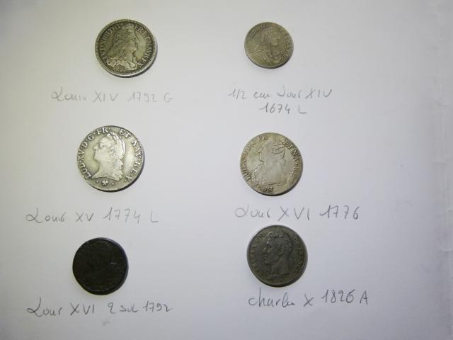 Photo 3  COFFRETS MONNAIES FRANCAISE DONT ECUS ROYAUX image 5/6
