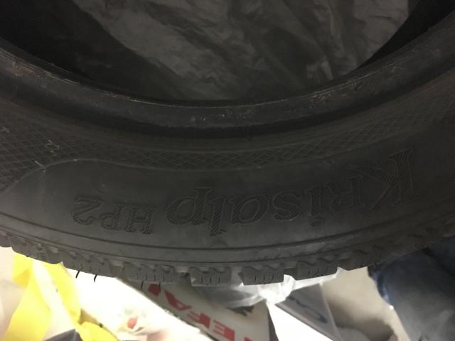 Photo 4 nouveaux pneus hivers+ 1nouveau pneu avec jante en tôle image 5/6