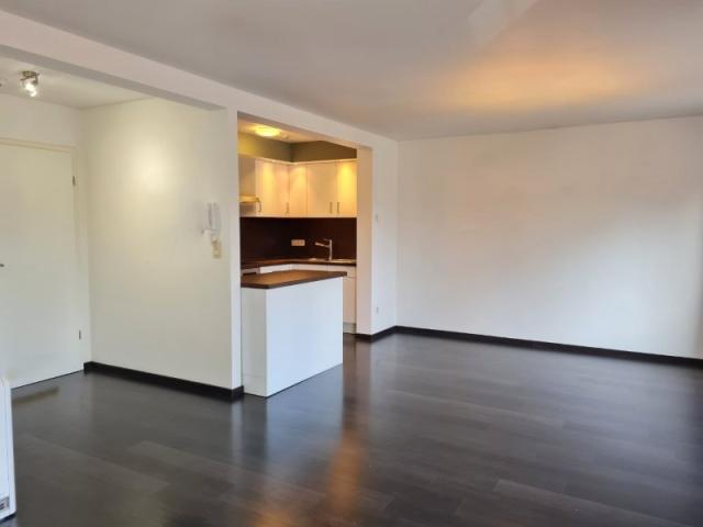 Photo 6880 Bertrix : appartement rez-de-chaussée, 2-3 chambres, terrasse. image 5/6