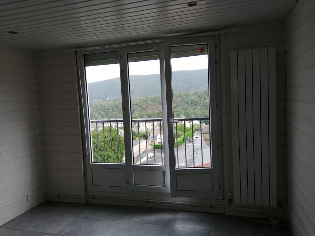 Photo A louer. Appartement T3 . Fumay image 5/6