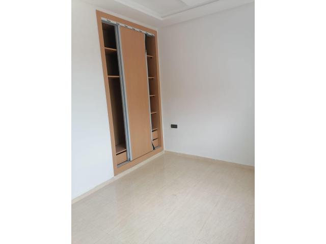 Photo À louer – Bel appartement 110m² à Wifaq, Témara – 6 500 DH/mois image 5/6