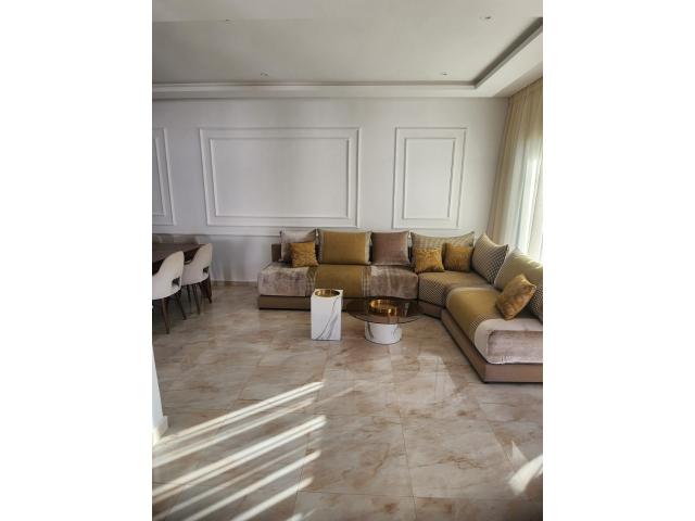 Photo À louer – Superbe Villa Meublée à Harhoura avec Piscine et Jardin – 30 000 DH/mois image 5/6