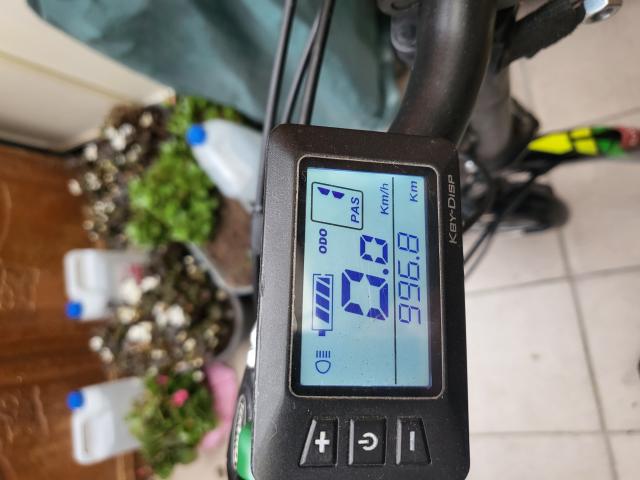 Photo a saisir mini vélo ???? électrique completement pliable image 5/6