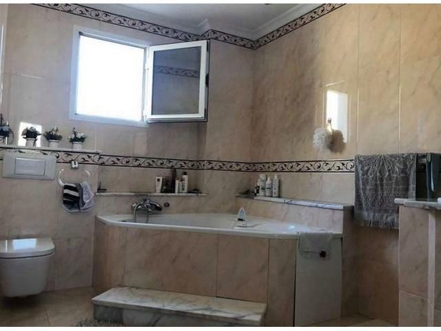 Photo A vendre une luxueuse villa à khezama ouest image 5/6