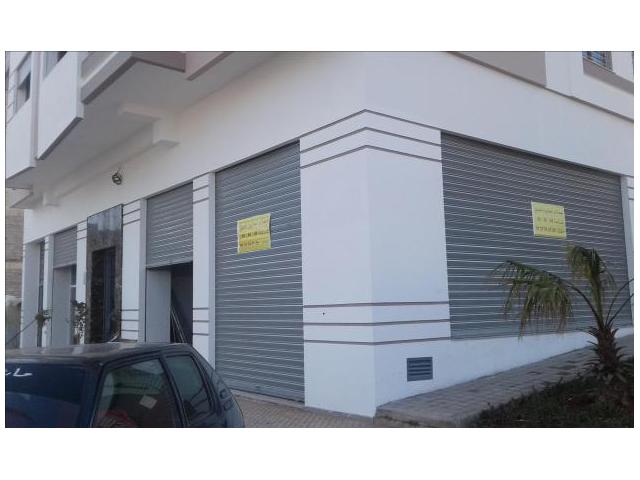 Photo à victoria magasin de 68 m2 deux façades image 5/6