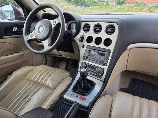 Photo Alfa 159 break 2008 1.9jtd 115cv Cuir Beige Ac Jantes Cruise image 5/6