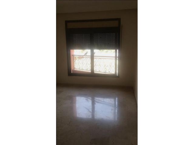 Photo Appart vide vc balcon piscine à l Hivernage image 5/6