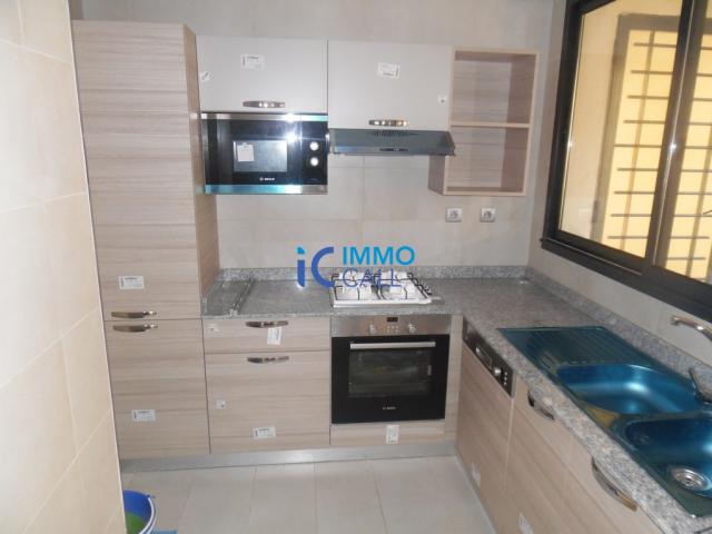 Photo Appartement de 140 m² en location située à Hay Riad image 5/6