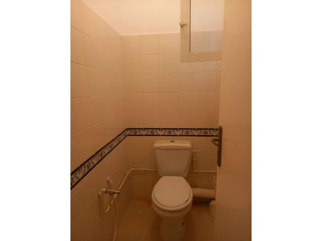 Photo Appartement Spacieux de 3 Chambres avec Salon à Louer - Votre Oasis de Confort Urbain ! image 5/6