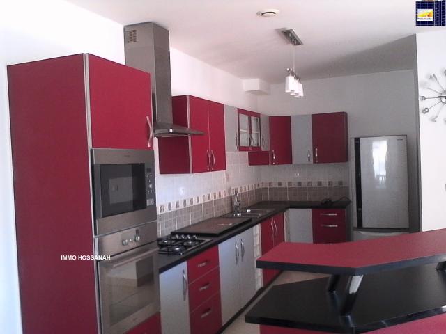 Photo APPARTEMENT T3 DE HAUT STANDING MEUBLE A LOUER A AMBATOBE Réf:LAM30103590 image 5/6