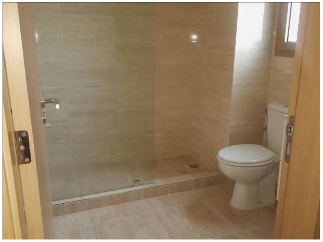 Photo Appartement vide sur Av Mohamed 6 image 5/6