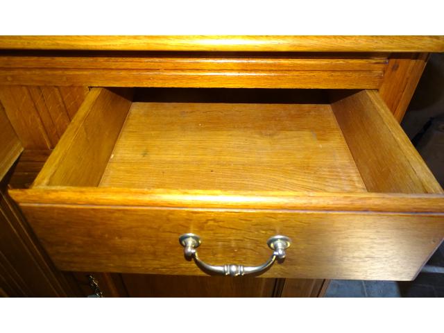 Photo armoire dressoir vintage, en chêne image 5/6