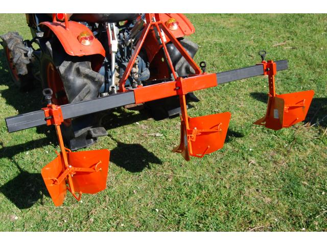 Photo arracheuse buttoir micro tracteur image 5/5