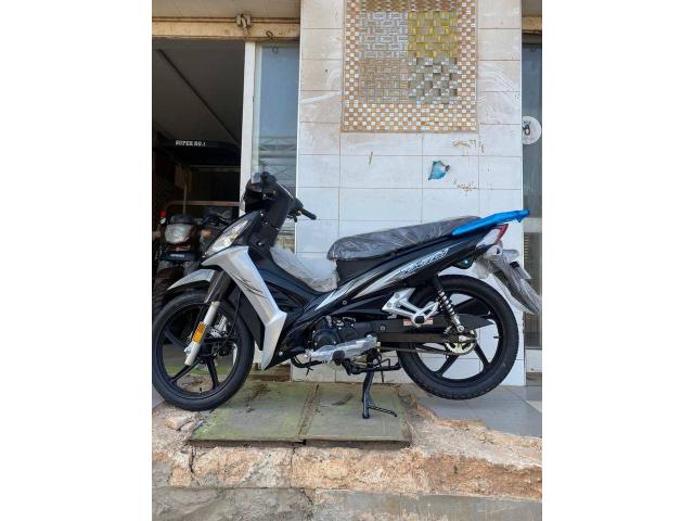Photo ARRIVAGE MOTO TRICYCLE ET MOTO 2 ROUES A BONS PRIX image 5/6