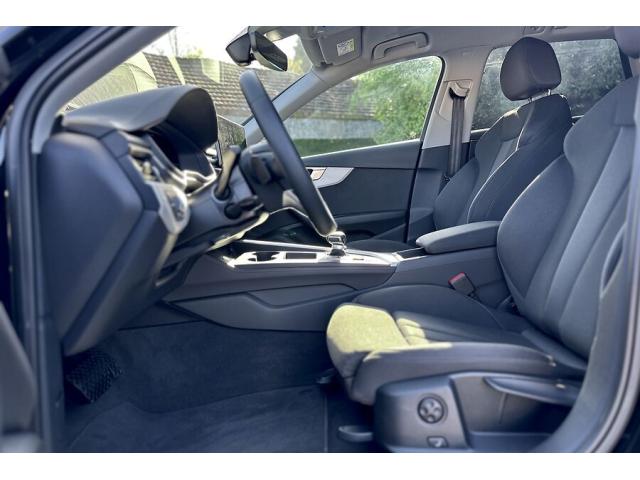Photo Audi A4 Avant 4.0 TFSi S-Tronic - 03 2023 image 5/6